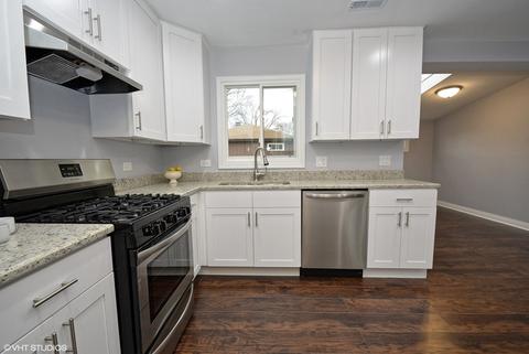 400 Lincoln Dr, Hoffman Estates, IL 60169 photo 8
