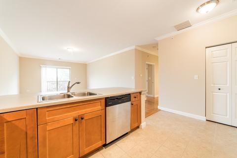 275 E Railroad Ave #309, Bartlett, IL 60103 photo 8