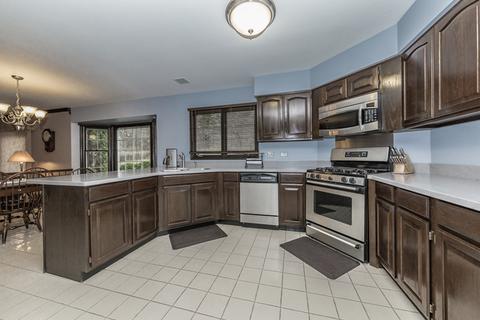 5184 Tamarack Ct, Hoffman Estates, IL 60010 photo 8