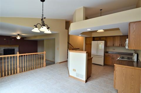 1303 Major Dr, Plainfield, IL 60586 photo 9