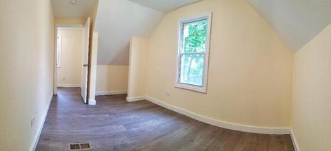 341 N Jackson St, Elgin, IL 60123 photo 7
