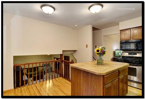 788 Foster Ave, Bartlett, IL 60103 photo 9