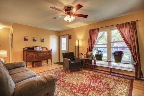 3302 W Daniel St, Champaign, IL 61821 photo 6