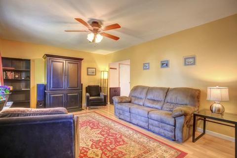 3302 W Daniel St, Champaign, IL 61821 photo 9