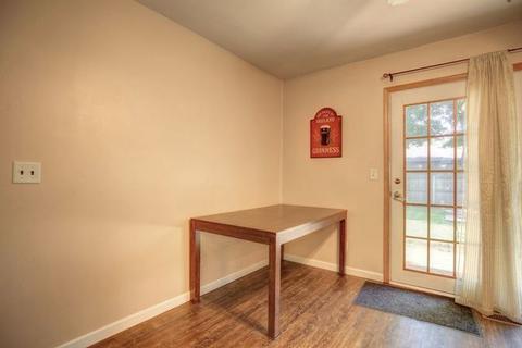 3302 W Daniel St, Champaign, IL 61821 photo 14