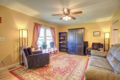 3302 W Daniel St, Champaign, IL 61821 photo 8