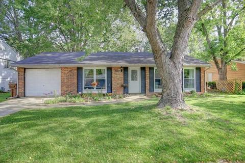 3302 W Daniel St, Champaign, IL 61821 photo 3