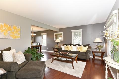 2829 Weld Rd, Elgin, IL 60124 photo 3