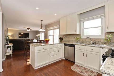 2829 Weld Rd, Elgin, IL 60124 photo 8