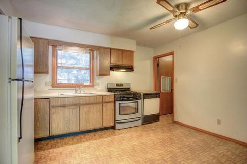 2701 Arden Dr, Champaign, IL 61821 photo 9