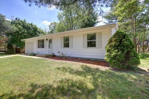 2701 Arden Dr, Champaign, IL 61821 photo 3