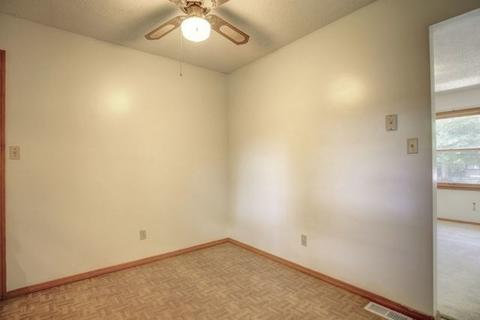 2701 Arden Dr, Champaign, IL 61821 photo 10