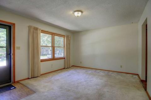 2701 Arden Dr, Champaign, IL 61821 photo 5