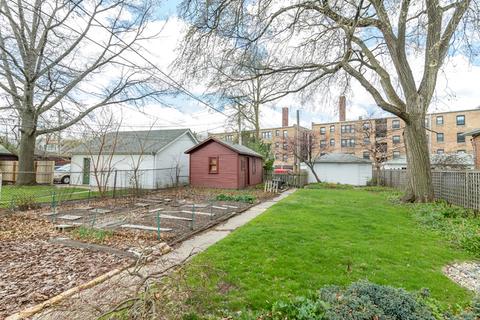 2118 Maple Ave, Evanston, IL 60201 photo 9