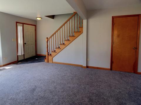 202 S Washington St #A, Wheaton, IL 60187 photo 3