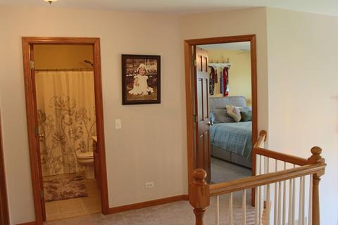 2548 Crestview Dr, Aurora, IL 60502 photo 25