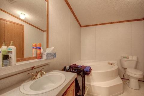 108 S Willow St, Ogden, IL 61859 photo 13