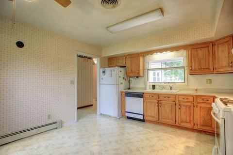 406 Tempa Dr, Sidney, IL 61877 photo 4
