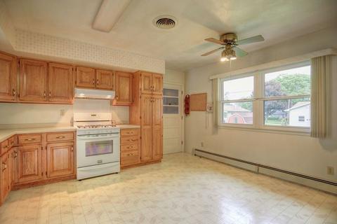 406 Tempa Dr, Sidney, IL 61877 photo 3