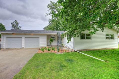 406 Tempa Dr, Sidney, IL 61877 photo 1