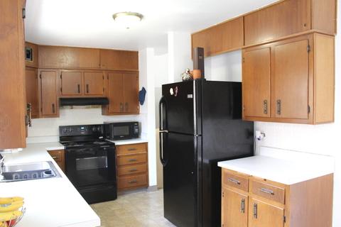 255 Preston Ave, Elgin, IL 60120 photo 8