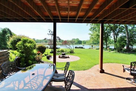 599 Edgewater Dr, Morris, IL 60450 photo 9