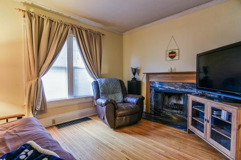 1007 S Fourth St, Aurora, IL 60505 photo 7