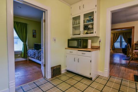 1007 S Fourth St, Aurora, IL 60505 photo 14