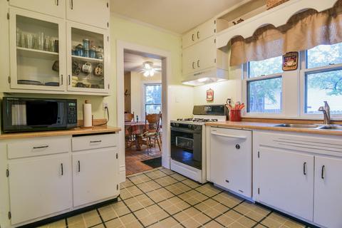 1007 S Fourth St, Aurora, IL 60505 photo 13