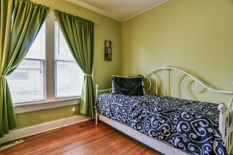 1007 S Fourth St, Aurora, IL 60505 photo 8