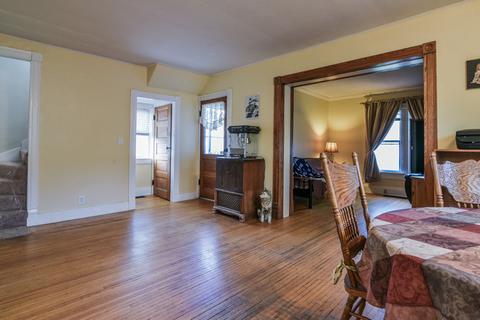 1007 S Fourth St, Aurora, IL 60505 photo 4