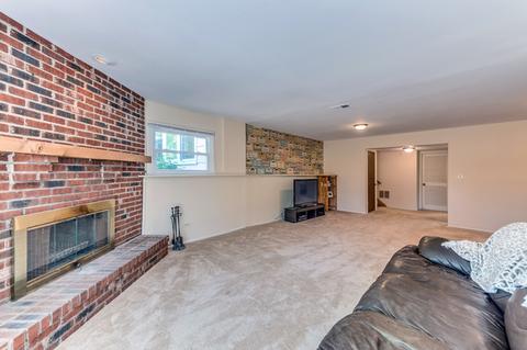 745 Alhambra Ln, Hoffman Estates, IL 60169 photo 23