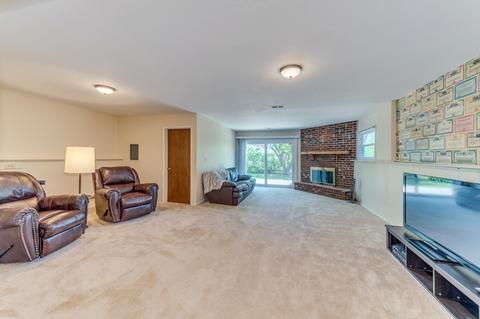 745 Alhambra Ln, Hoffman Estates, IL 60169 photo 21