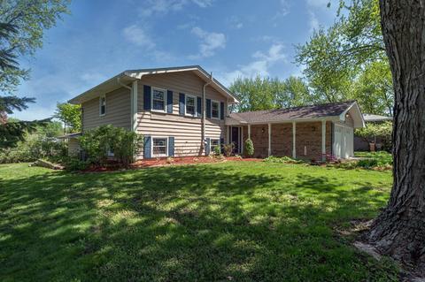 745 Alhambra Ln, Hoffman Estates, IL 60169 photo 2