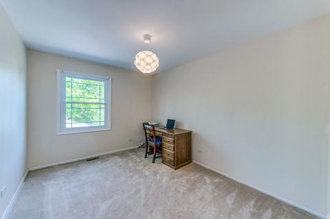 745 Alhambra Ln, Hoffman Estates, IL 60169 photo 18