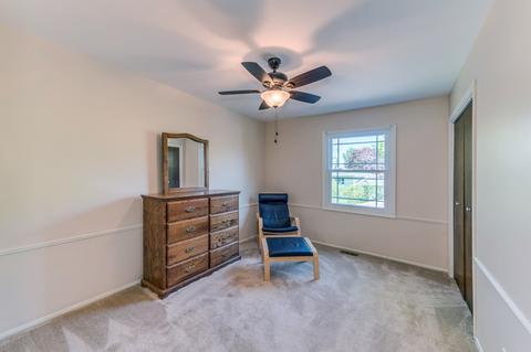 745 Alhambra Ln, Hoffman Estates, IL 60169 photo 16