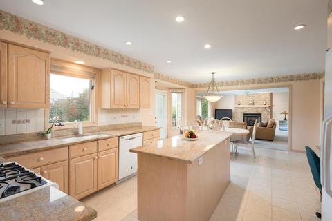 3772 Celeste Ln, Naperville, IL 60564 photo 11