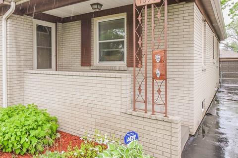 1075 Webster Ln, Des Plaines, IL 60016 photo 22
