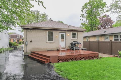 1075 Webster Ln, Des Plaines, IL 60016 photo 20