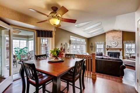 1543 Derby Ln, Bartlett, IL 60103 photo 7