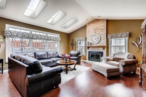 1543 Derby Ln, Bartlett, IL 60103 photo 8