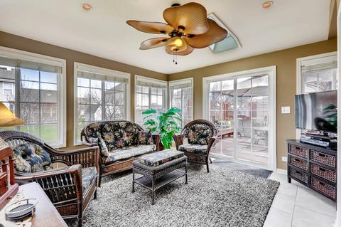 1543 Derby Ln, Bartlett, IL 60103 photo 10