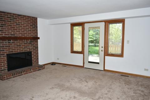 3558 Winston Cir, Hoffman Estates, IL 60192 photo 12