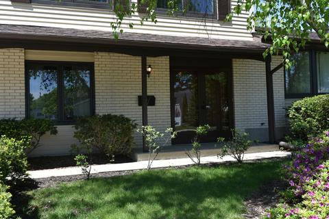 3558 Winston Cir, Hoffman Estates, IL 60192 photo 3