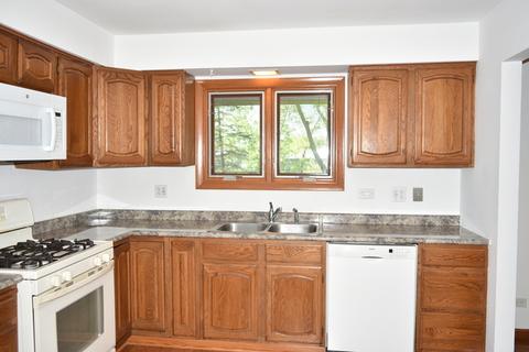 3558 Winston Cir, Hoffman Estates, IL 60192 photo 9