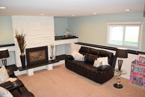 415 E Fay Ave, Addison, IL 60101 photo 17