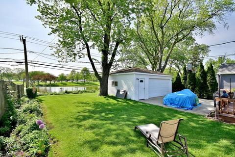 876 Alfini Dr, Des Plaines, IL 60016 photo 29