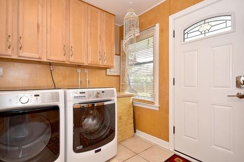 876 Alfini Dr, Des Plaines, IL 60016 photo 24