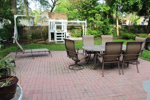 634 Jackson St, Aurora, IL 60505 photo 8