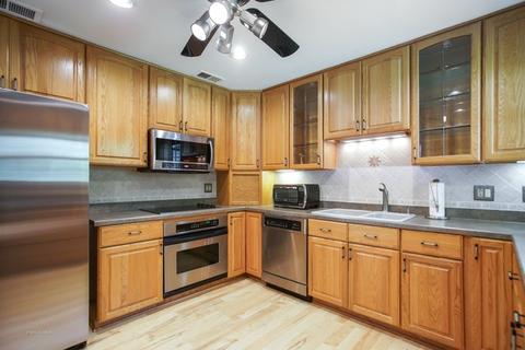 2505 Dove St, Rolling Meadows, IL 60008 photo 4